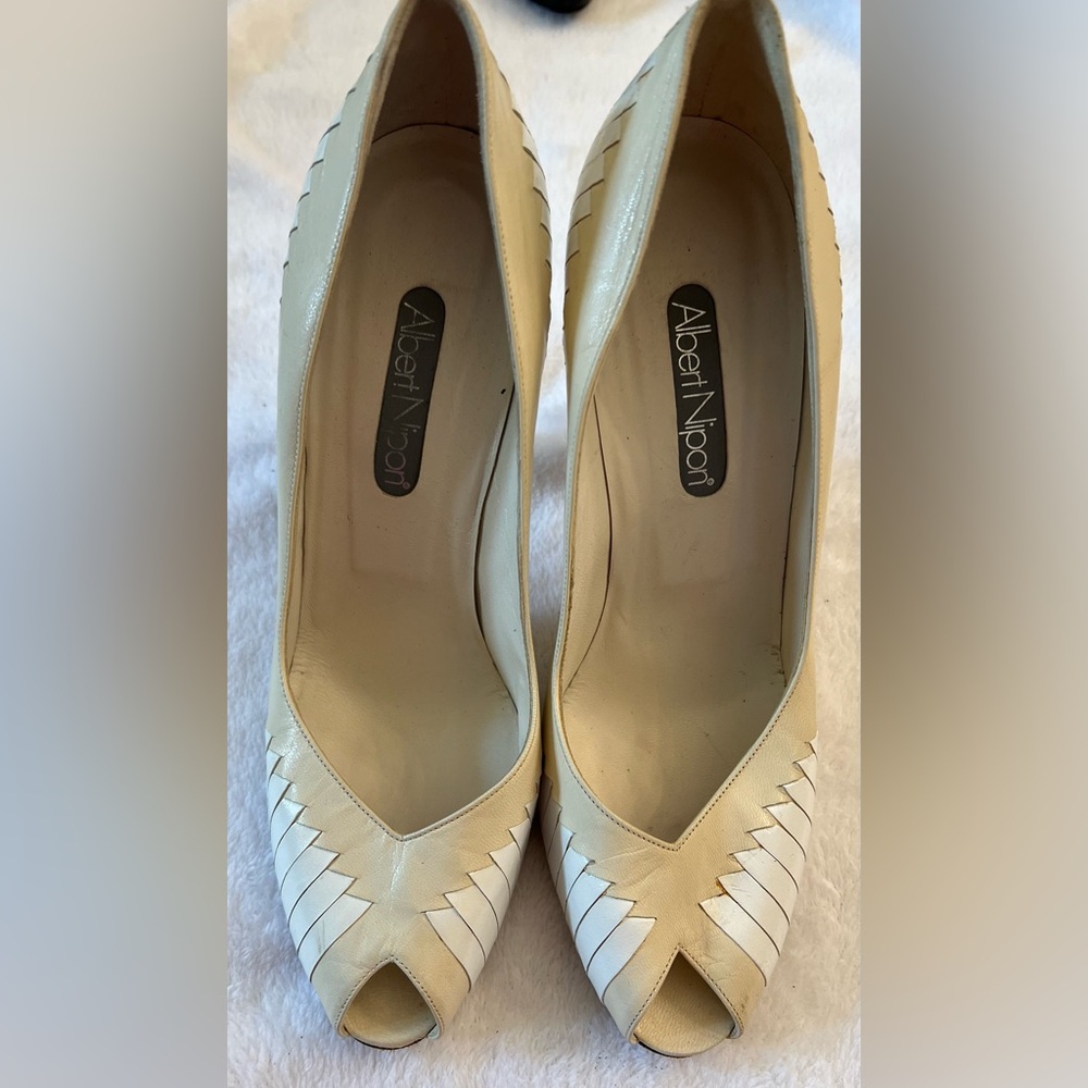 Albert Nipn High Heels Cream And White Color Size… - image 1